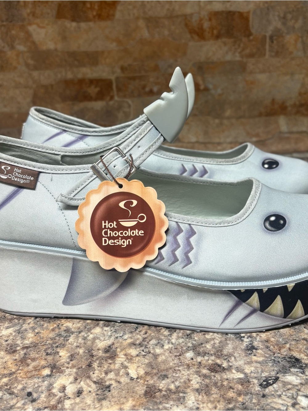 Chocolaticas Rave Mary Jane Platform Shark shoes Size 10 - Picture 2 of 9